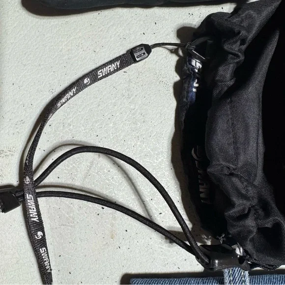 Men’s Swany Ski Gloves, Size Large - Picture 5 of 5